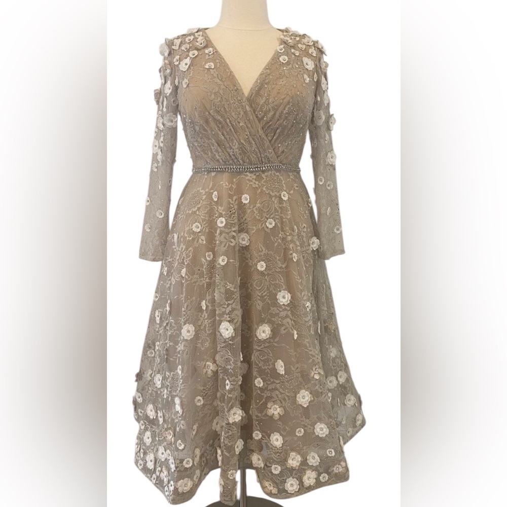 Mac Duggal Elegant Floral Embroidered Dress - Picture 7 of 14